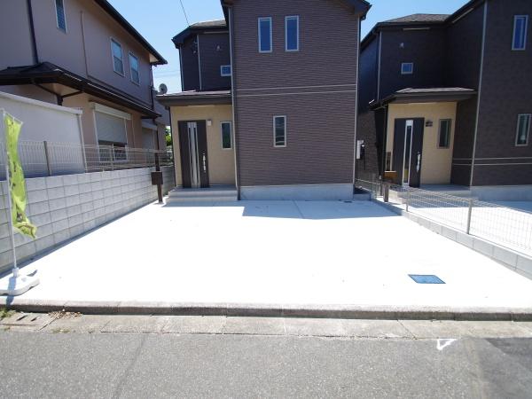 成田市　玉造３（５丁目）　全２棟　Ｂ棟の駐車場画像