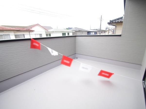 富里市　日吉台２期（全１棟）１号棟のバルコニー画像