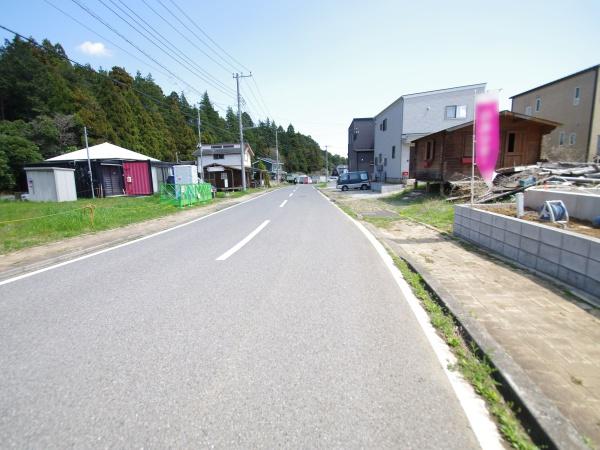 クレイドルガーデン　山武市美杉野　第２・全１棟・１号棟の前面道路含む現地写真画像