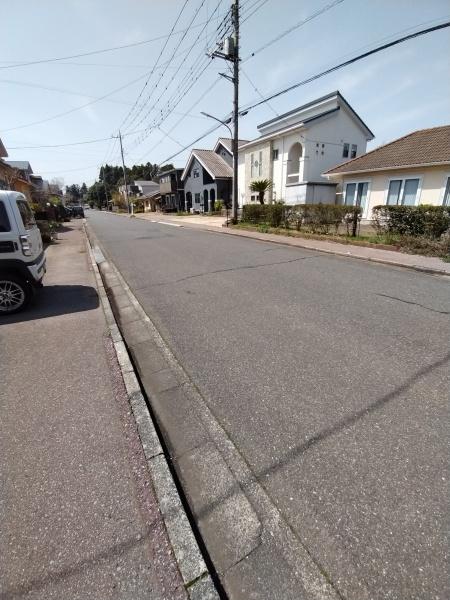 山武市　美杉野１丁目の前面道路含む現地写真画像