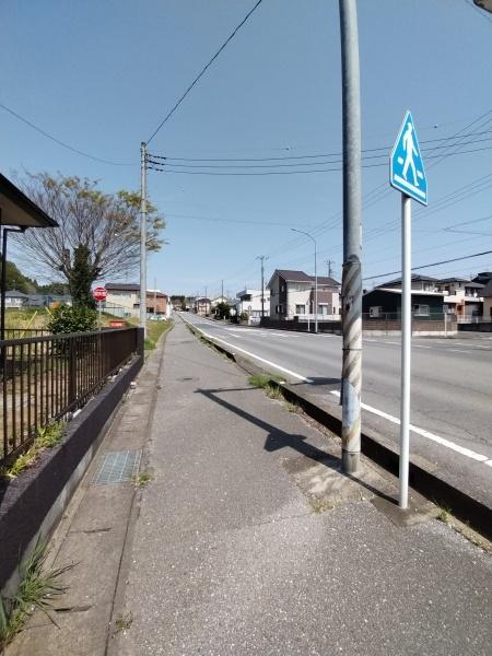 山武市　日向台（さんむし　ひゅうがだい）の前面道路含む現地写真画像