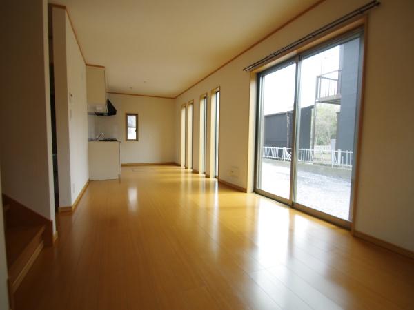 山武市　白幡（さんむし　しらはた）のリビング画像