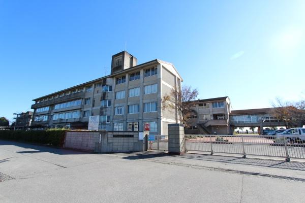 東金市 田間の中学校画像