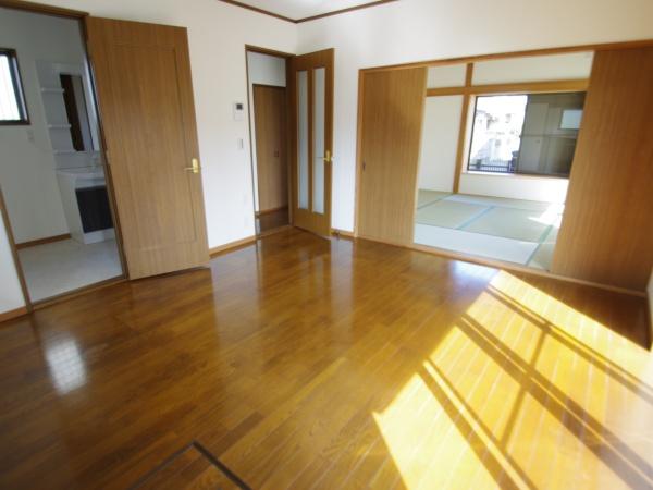 東金市 田間のリビング画像