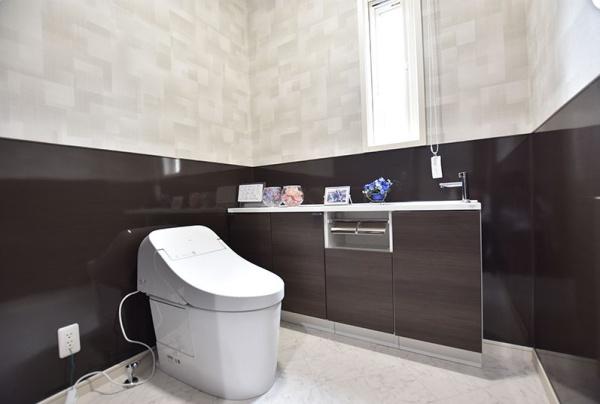 山武市　成東　モデルハウスＡ棟のトイレ画像