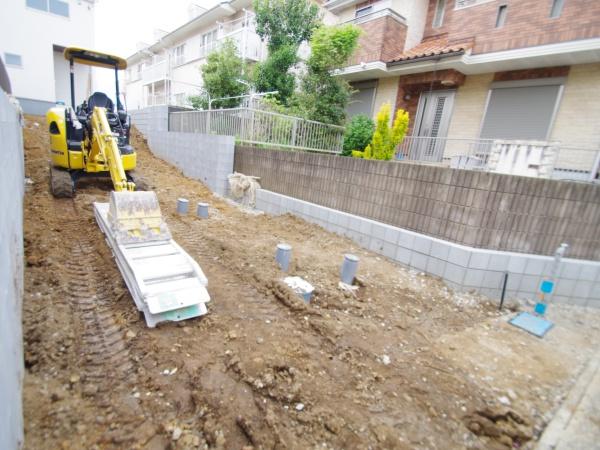 千葉市緑区あすみが丘１丁目　全３棟　１号棟の庭画像