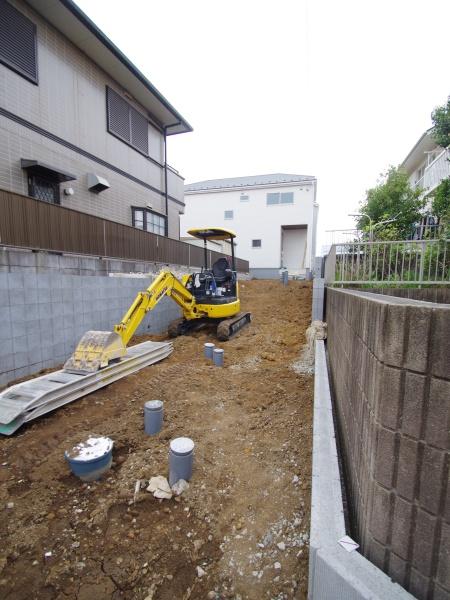 千葉市緑区あすみが丘１丁目　全３棟　１号棟の庭画像