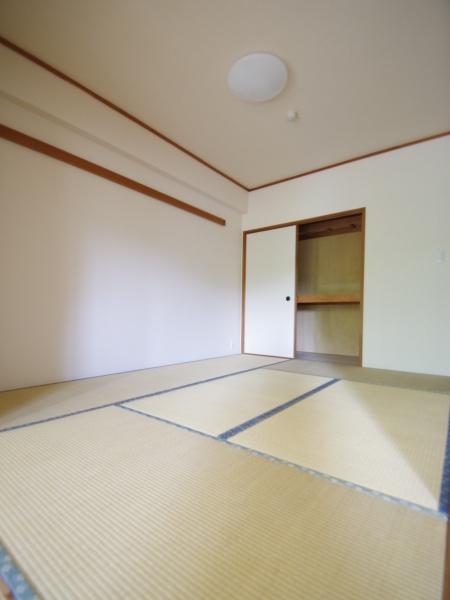 あすみが丘ガーデンコート杜の街参番館の和室画像