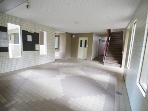 あすみが丘ガーデンコート杜の街参番館のエントランス画像