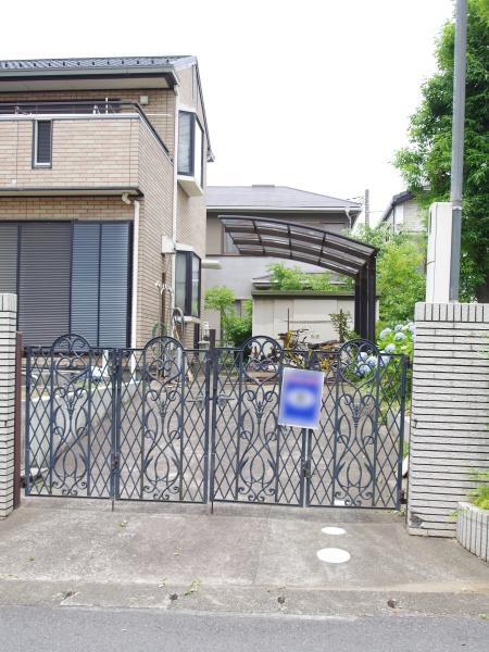 四街道市旭ケ丘１丁目の駐車場画像