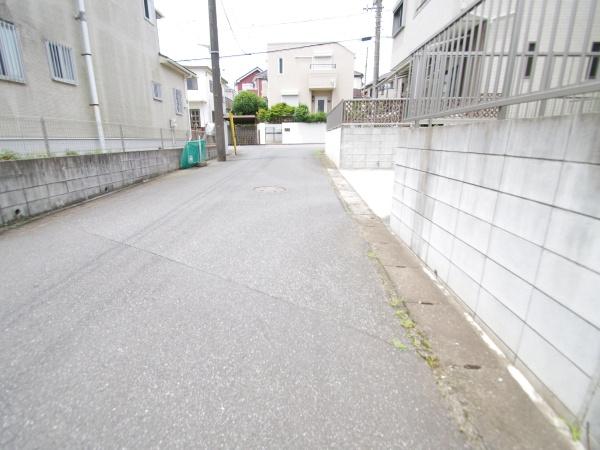 四街道市鹿渡の前面道路含む現地写真画像
