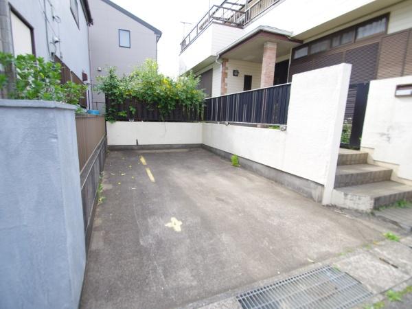 四街道市大日の駐車場画像
