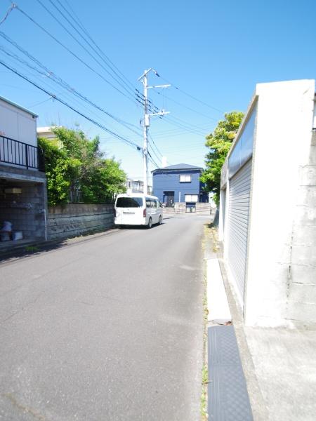 四街道市みそら４丁目の前面道路含む現地写真画像