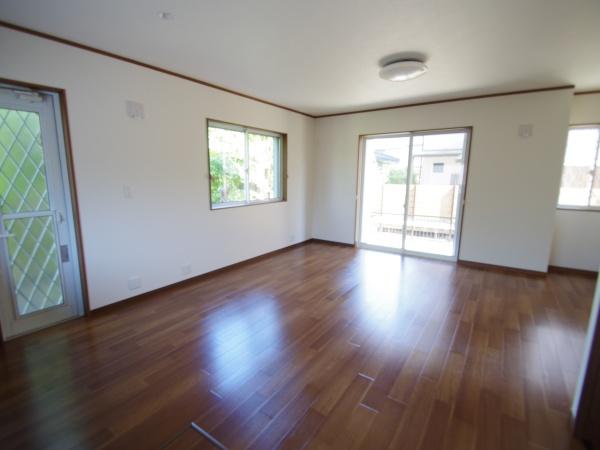 四街道市みそら４丁目のリビング画像