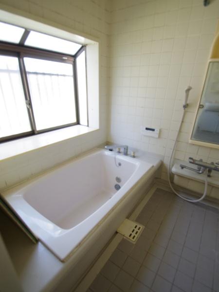 四街道市下志津新田のバス画像