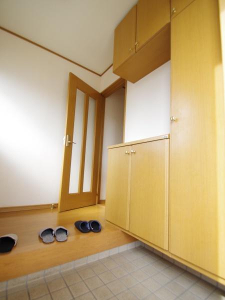 四街道市大日の玄関画像