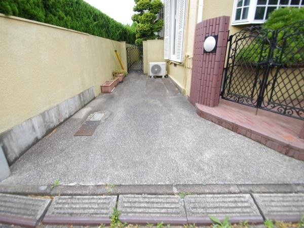 大網白里市　駒込の駐車場画像