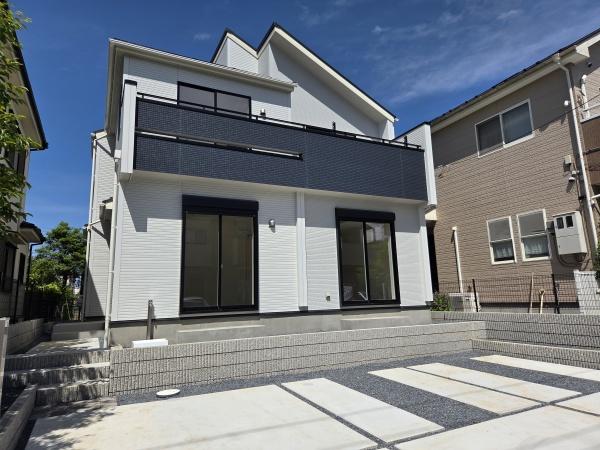 四街道市　旭ヶ丘１丁目　全１棟　１号棟の外観画像