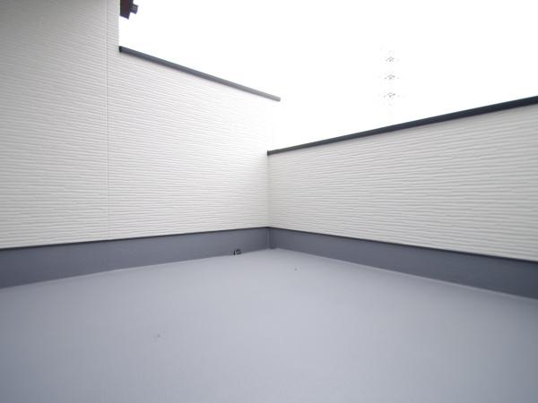 四街道市　旭ケ丘２丁目　８期全１棟１号棟のバルコニー画像