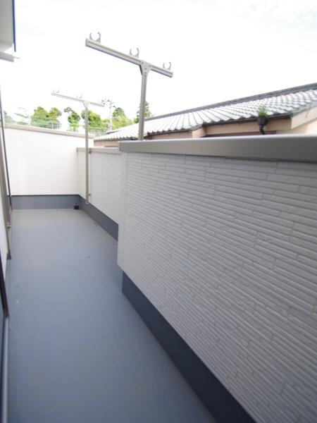 グラファーレ四街道市つくし座２丁目　３期全２棟２号棟のバルコニー画像