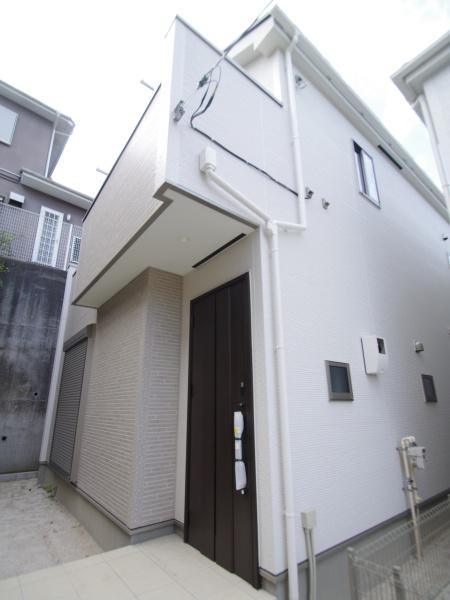 グラファーレ四街道市つくし座２丁目　３期全２棟２号棟の外観画像