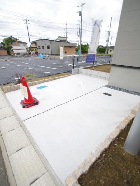 comZVillage東金市田間・全11区画・8号棟の駐車場画像