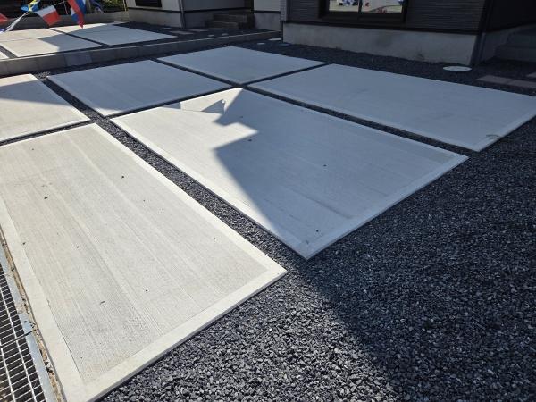 四街道市　栗山　３期　全２棟　２号棟の駐車場画像