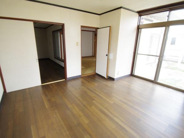 佐倉市　城の洋室画像