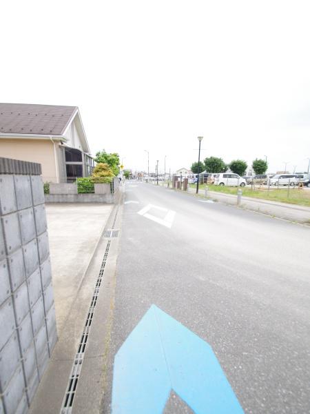 八街市　中央の前面道路含む現地写真画像