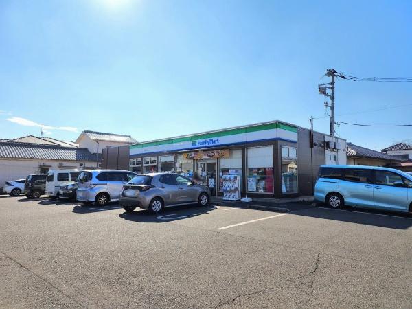 八街市　中央のコンビニ画像