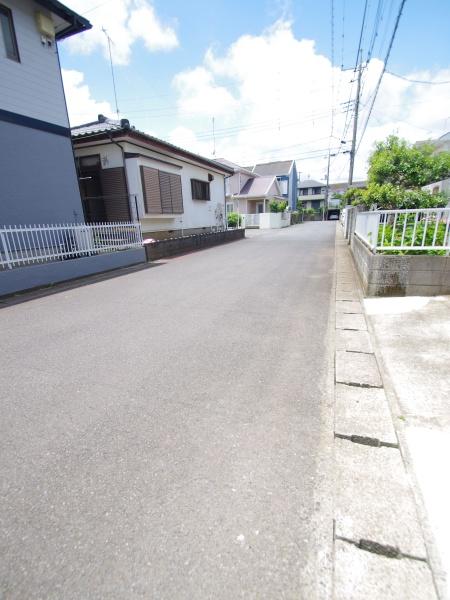 成田市　本城の前面道路含む現地写真画像