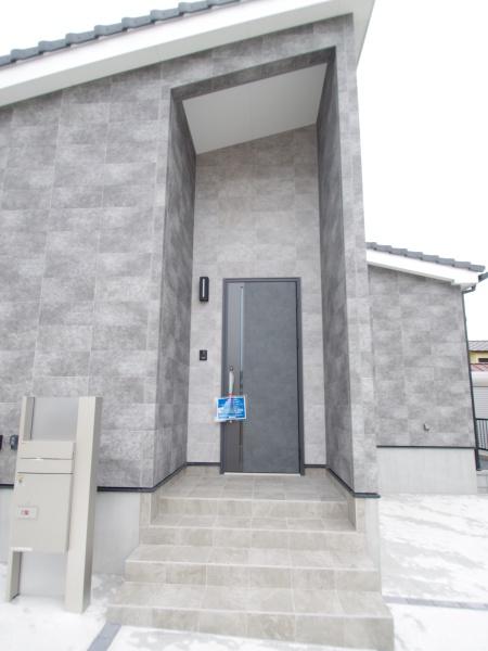 八街市　八街ほ　（八街Ｔ６）の玄関画像