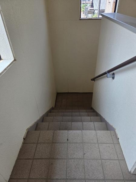 二世帯住宅　八街市　八街にの玄関画像