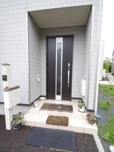 八街市　八街ほの玄関画像