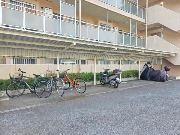 コルサム佐倉の駐車場画像