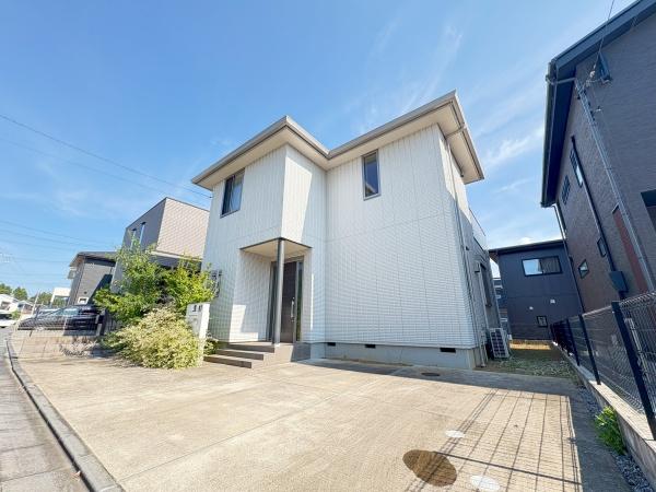 千葉市緑区高田町（ちばし　みどりく　たかだちょう）の駐車場画像