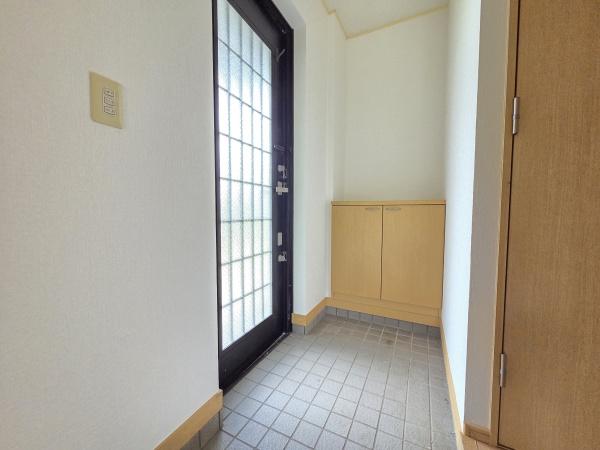 東金市　家徳（とうがねし　かとく）の玄関画像