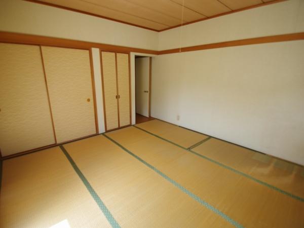 富里市　日吉台５丁目の和室画像