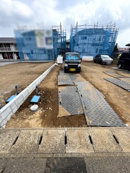 成田市 並木町 全7区画 G号棟の前面道路含む現地写真画像
