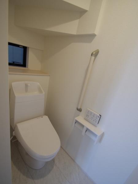 成田市　美郷台　全５棟　Ａ号棟のトイレ画像