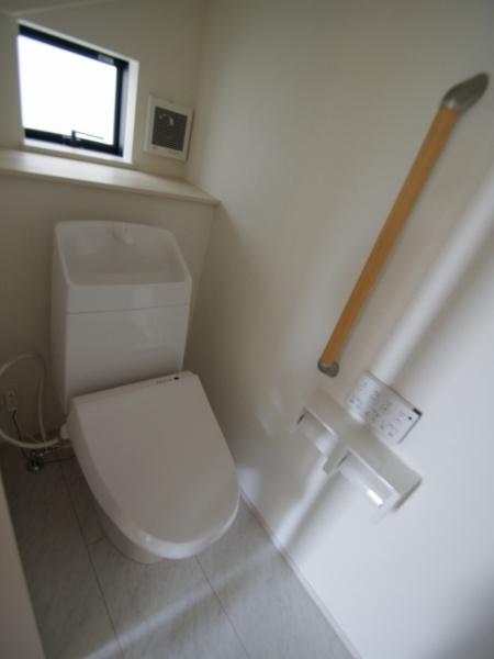 成田市　美郷台　全５棟　Ｃ号棟のトイレ画像