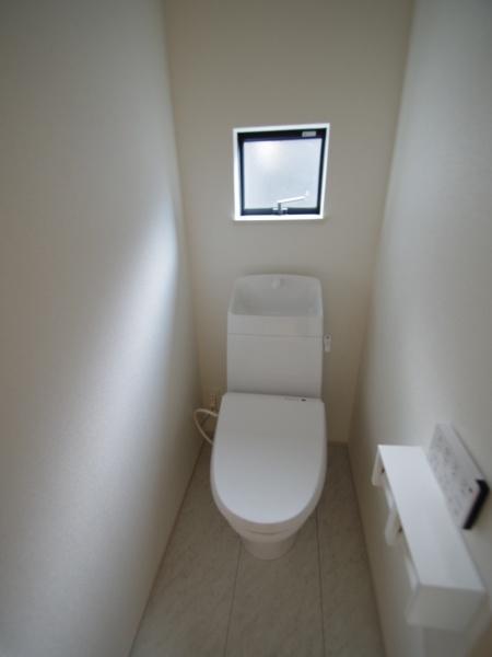 成田市　美郷台　全５棟　Ｃ号棟のトイレ画像