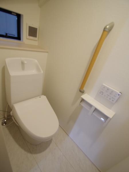 成田市　美郷台　全５棟　Ｄ号棟のトイレ画像