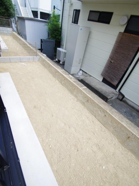 成田市　美郷台　全５棟　Ｄ号棟の庭画像