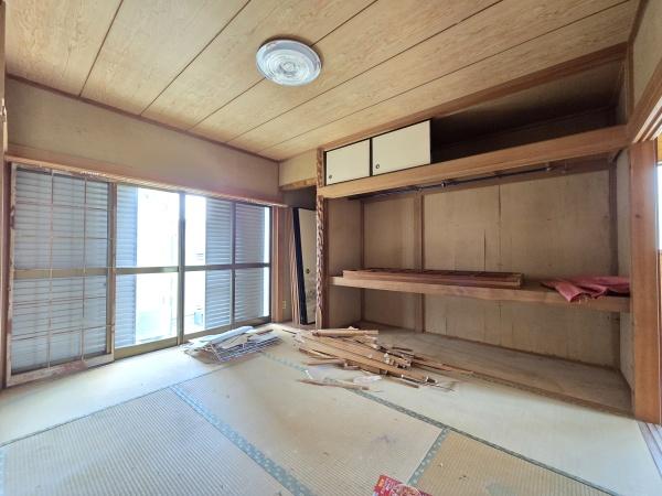 八街市八街ろの中古一戸建の和室画像