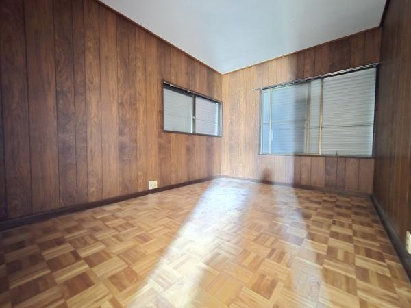 八街市八街ろの中古一戸建の洋室画像