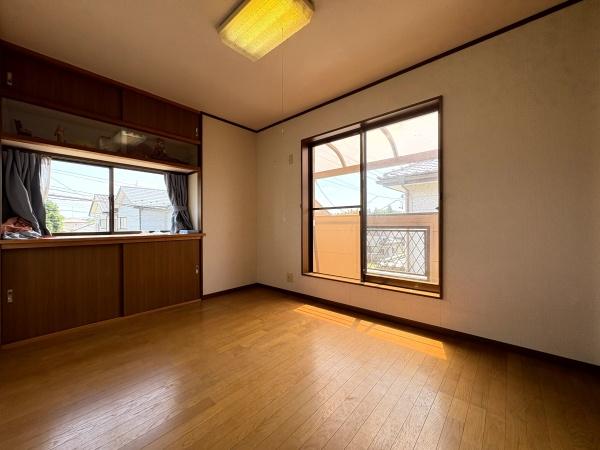 八街市　沖渡（やちまたし　おきわたし）の洋室画像