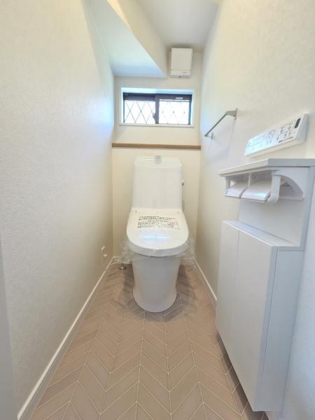 千葉市緑区あすみが丘８丁目・全４区画・１号棟のトイレ画像