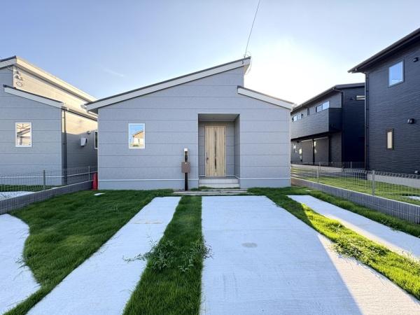 ライフベース　富里市　七栄　全７区画　３号棟 新築一戸建