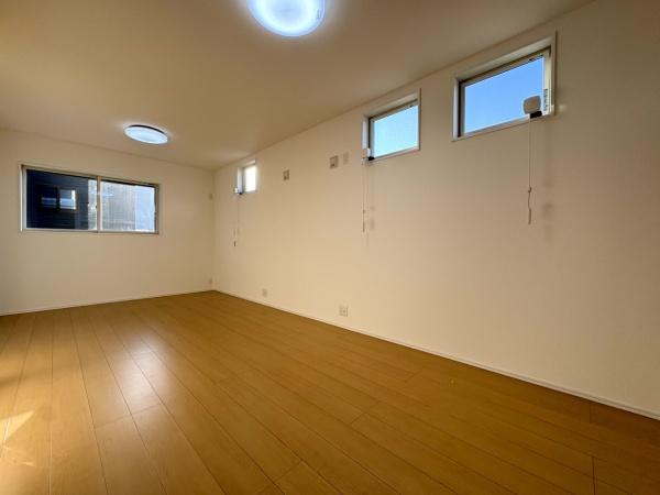 ライフベース 富里市 七栄 全7区画 7号棟の洋室画像